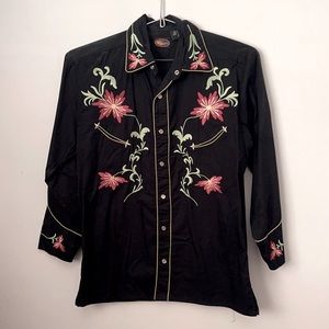 Embroidered western long sleeves shirt, small